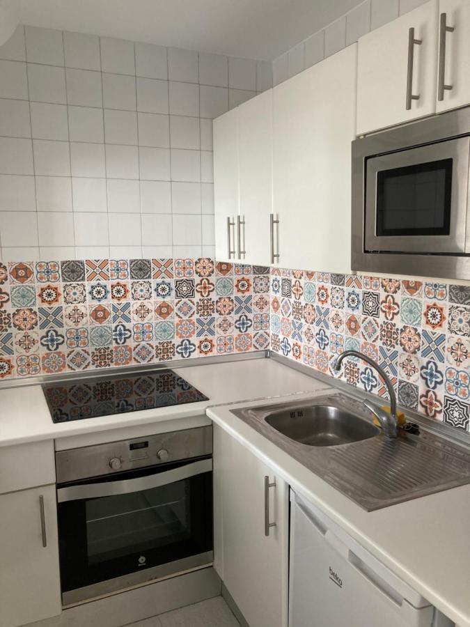 Апартаменты Carihuela Nucleo Cristal Торремолинос Экстерьер фото
